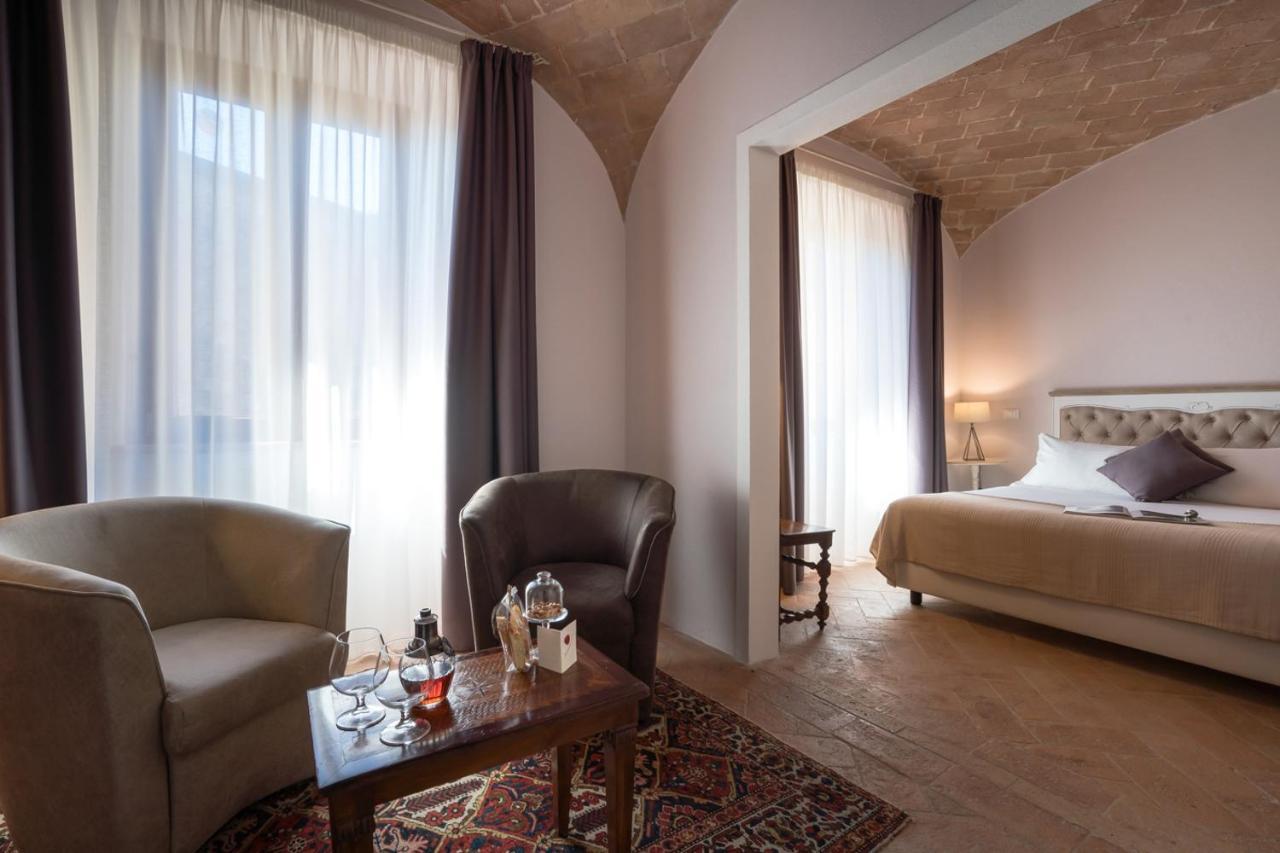 Bed and Breakfast Dimora Delle Muse Montalcino Exterior foto